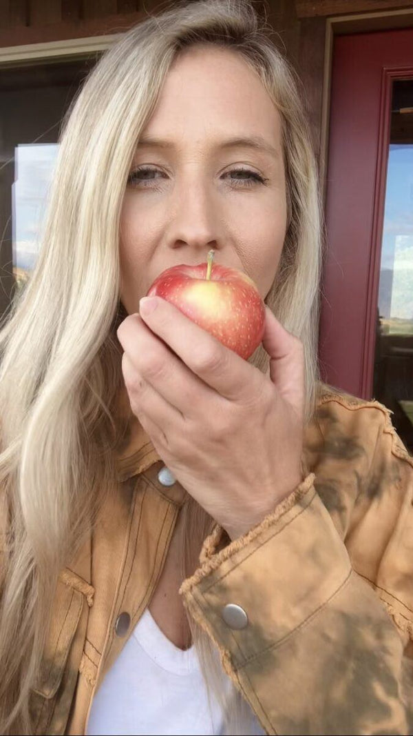 Should I Eat the Skin of an Apple?