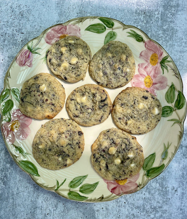 Blueberry Lemon Cookies with Freeze-Dried Blueberries: A Burst of Sunshine in Every Bite