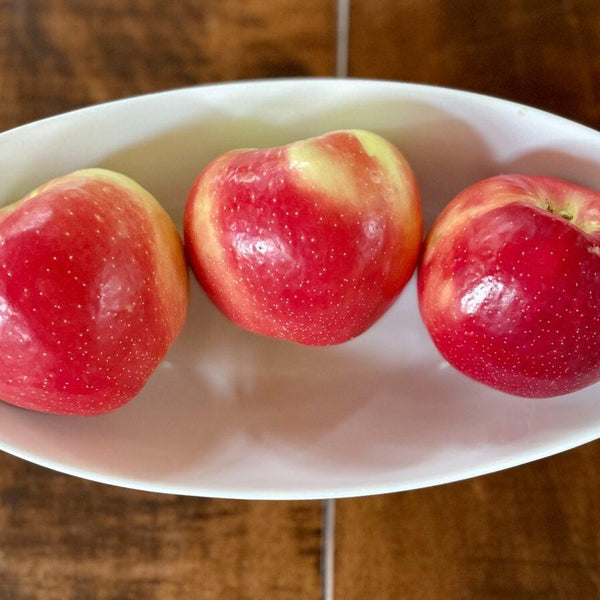 From Apples to Skittles: Wax on your food